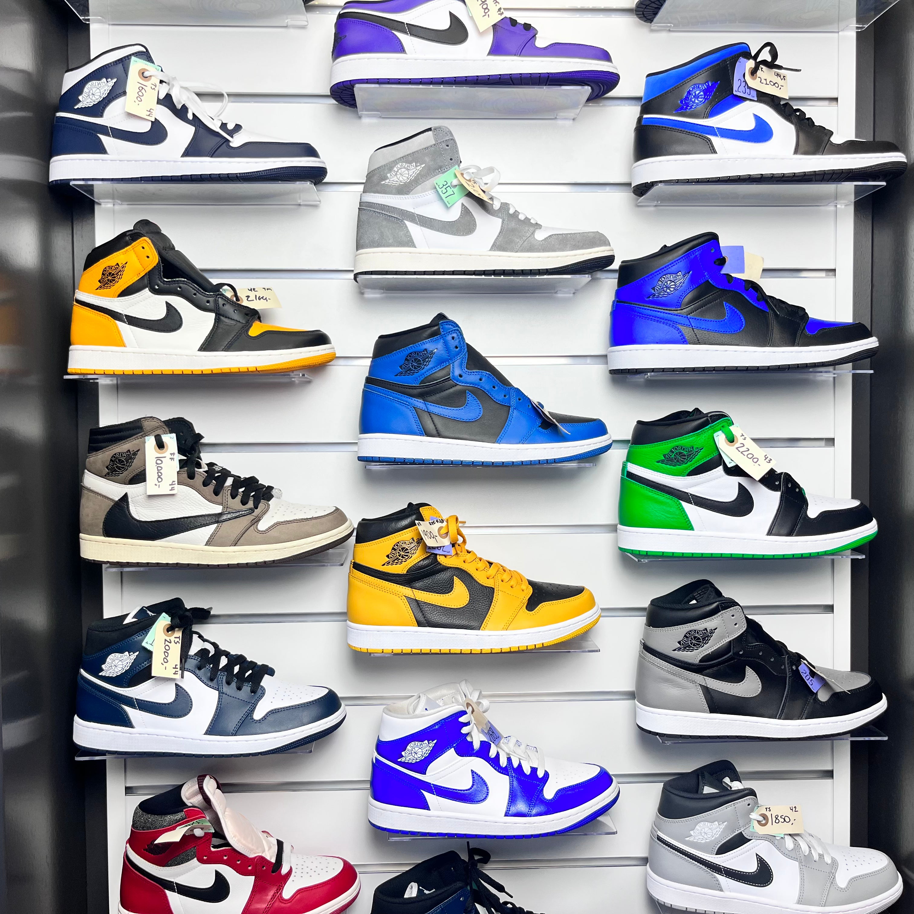 Nike Air Jordan 1