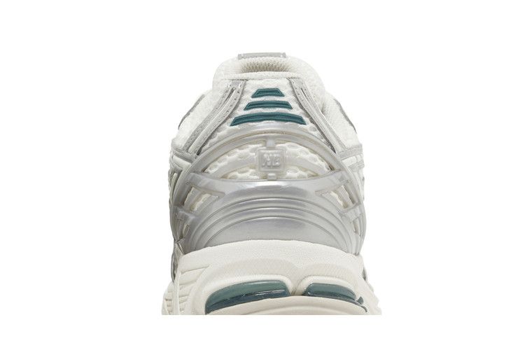 New Balance 1906R Silver Metallic Cream - M1906REE