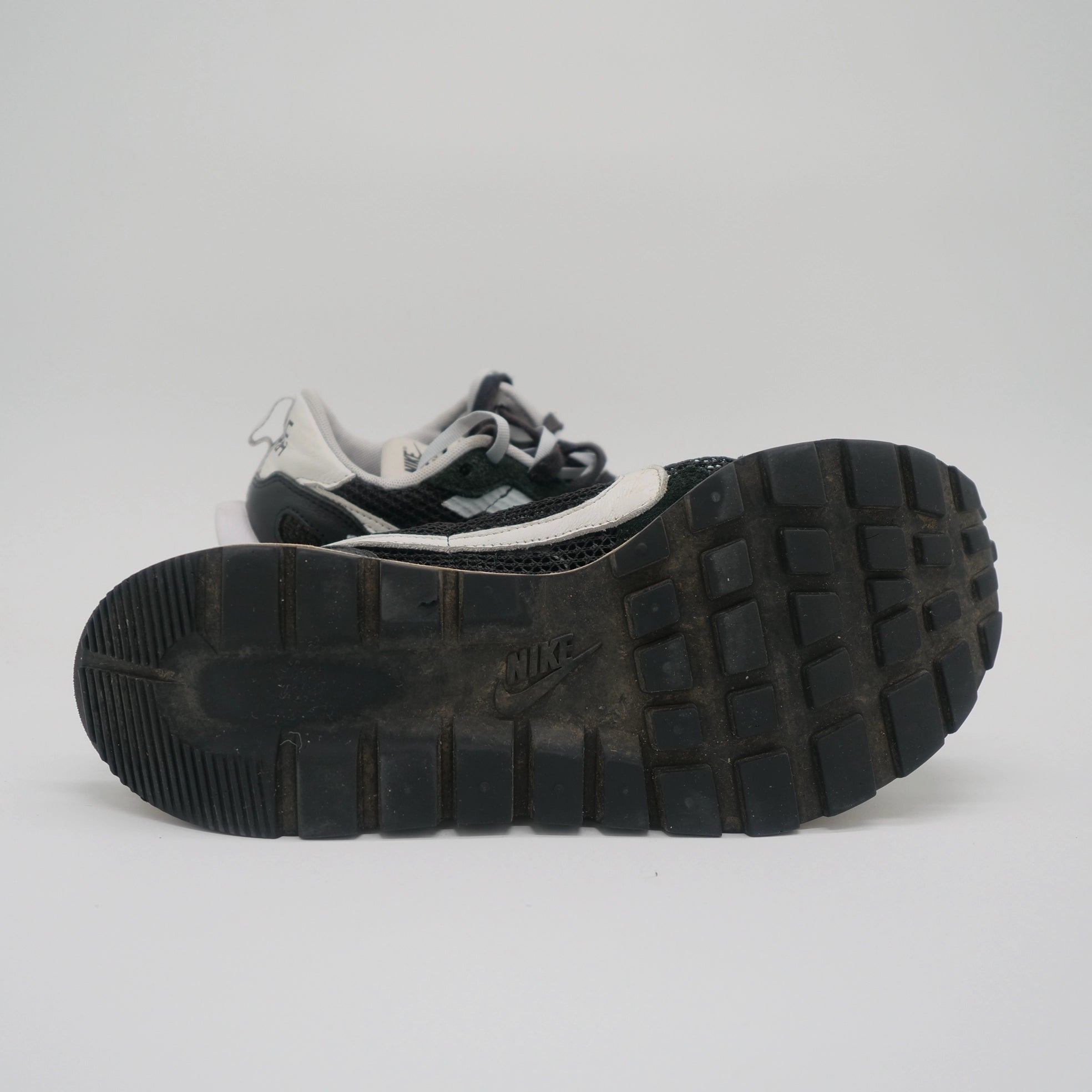 Nike Vaporwaffle Sacai Black White - EU 41