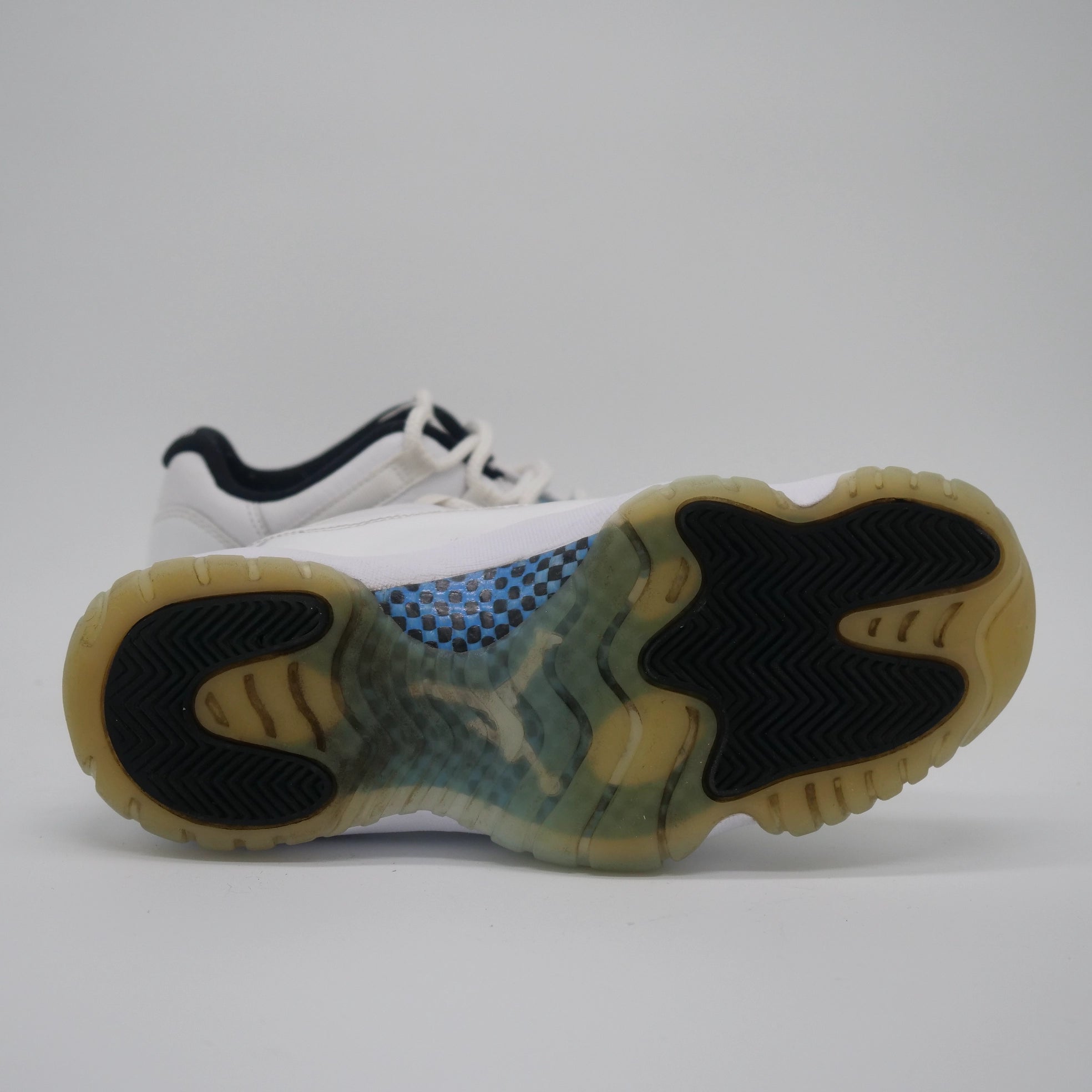 Air Jordan 11 Low Legend Blue - EU 42