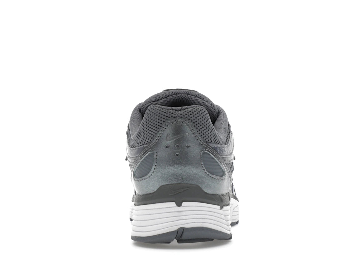 P-6000 Metallic Cool Grey - CD6404-023