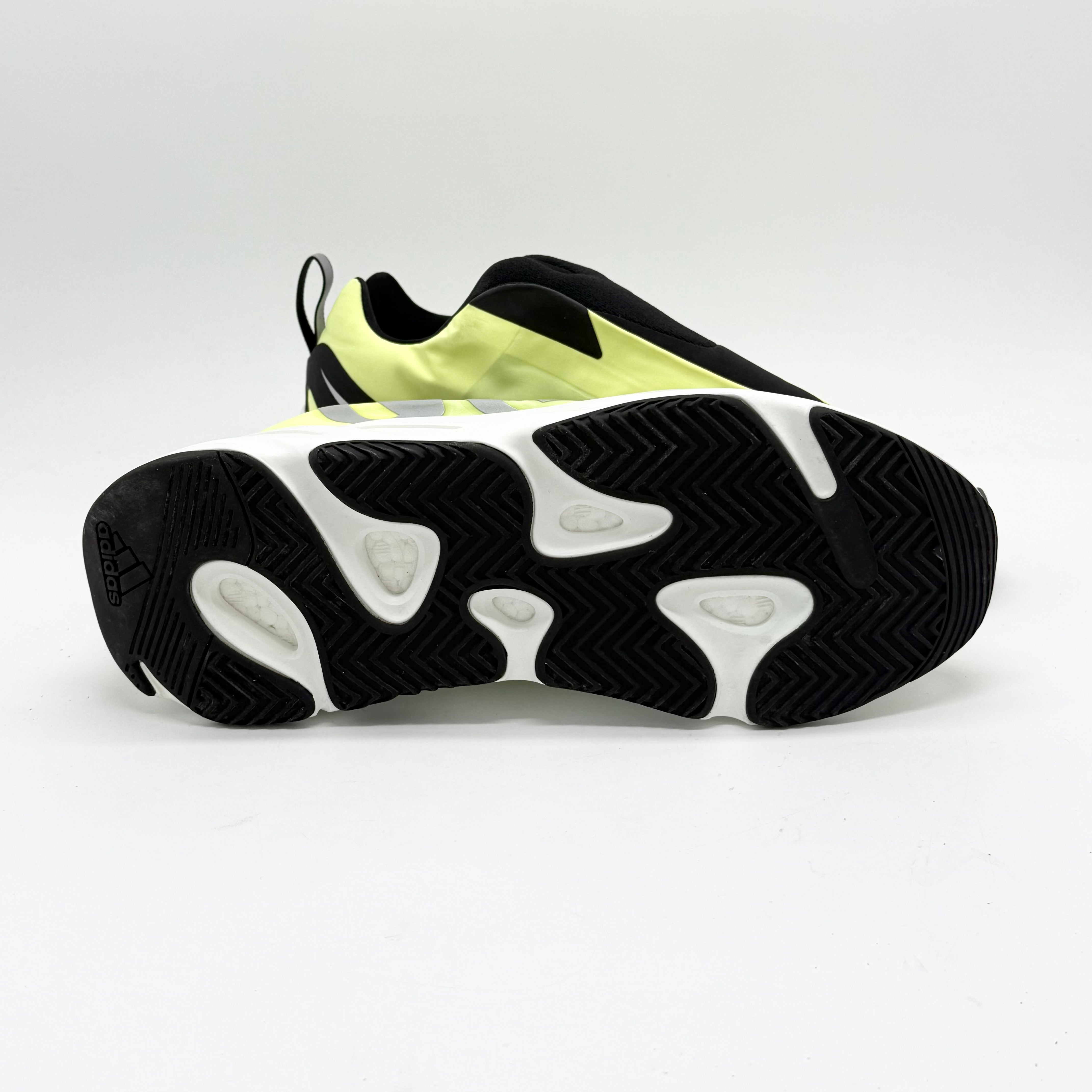Adidas Yeezy Boost 700 MNVN Laceless Phosphor EU 50 Adidas Yeezy Boost 700 MNVN Laceless Phosphor EU 50