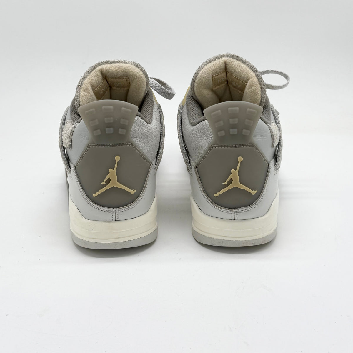 Jordan 4 Retro SE Craft Photon Dust EU 45