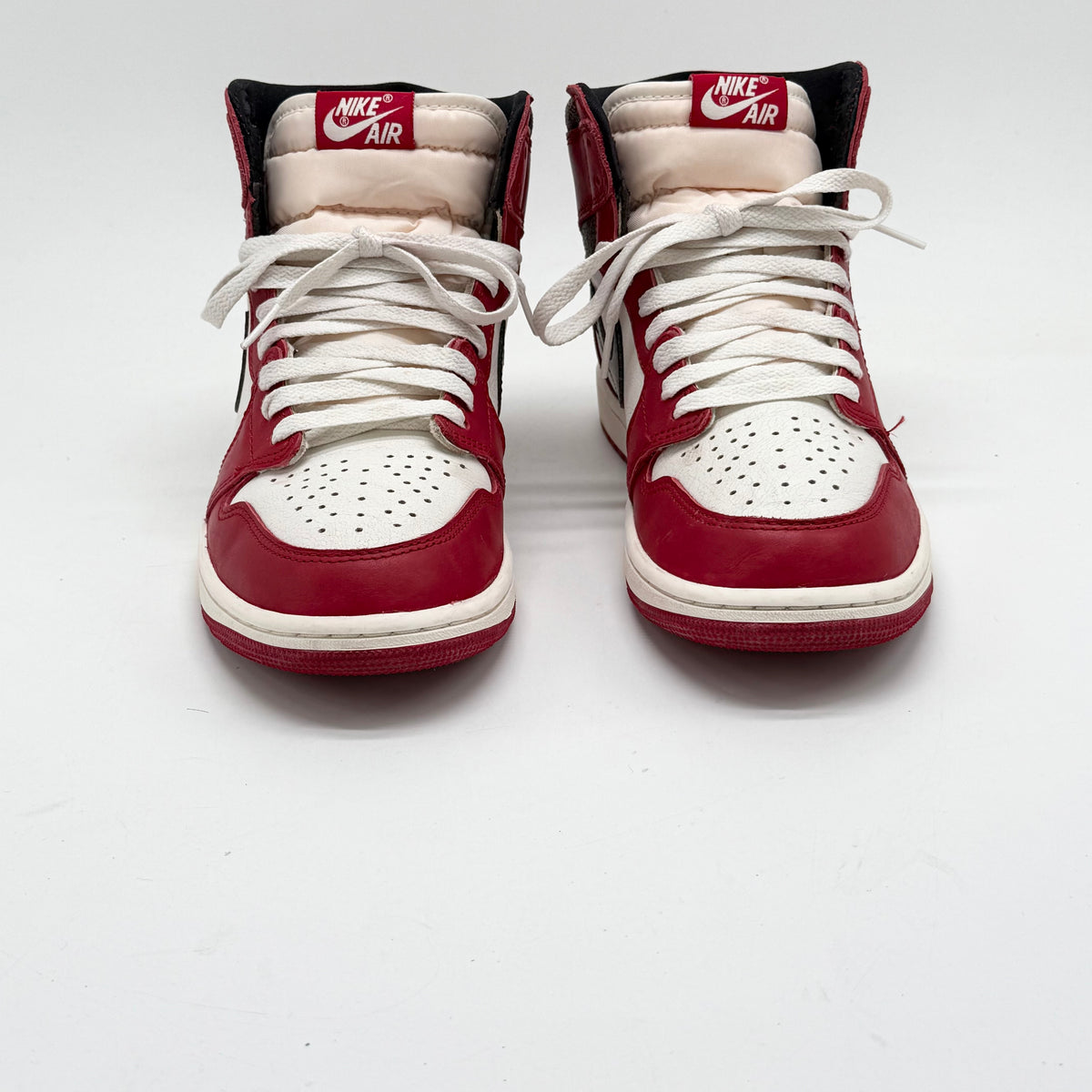 Nike Air Jordan 1 High Chicago Lost And Found EU 42