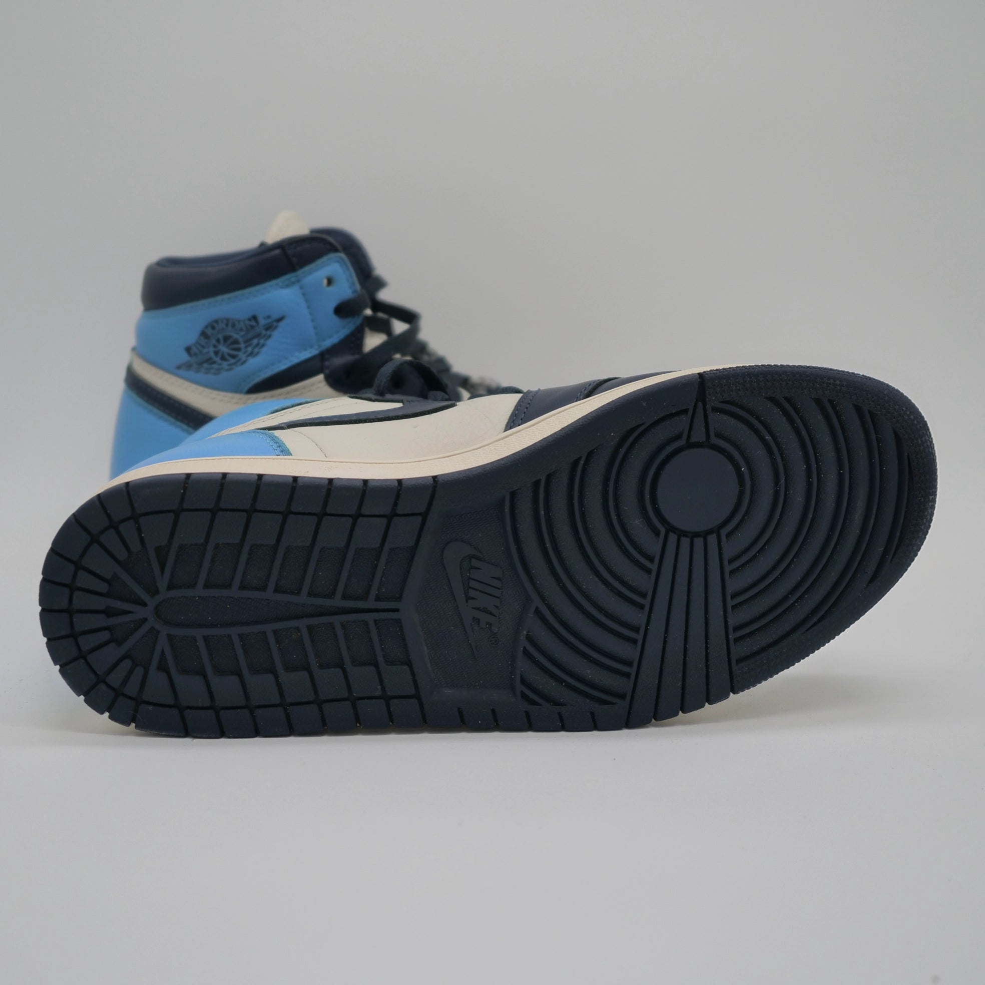 Nike Air Jordan 1 Retro High Obsidian UNC - EU 42 1/2