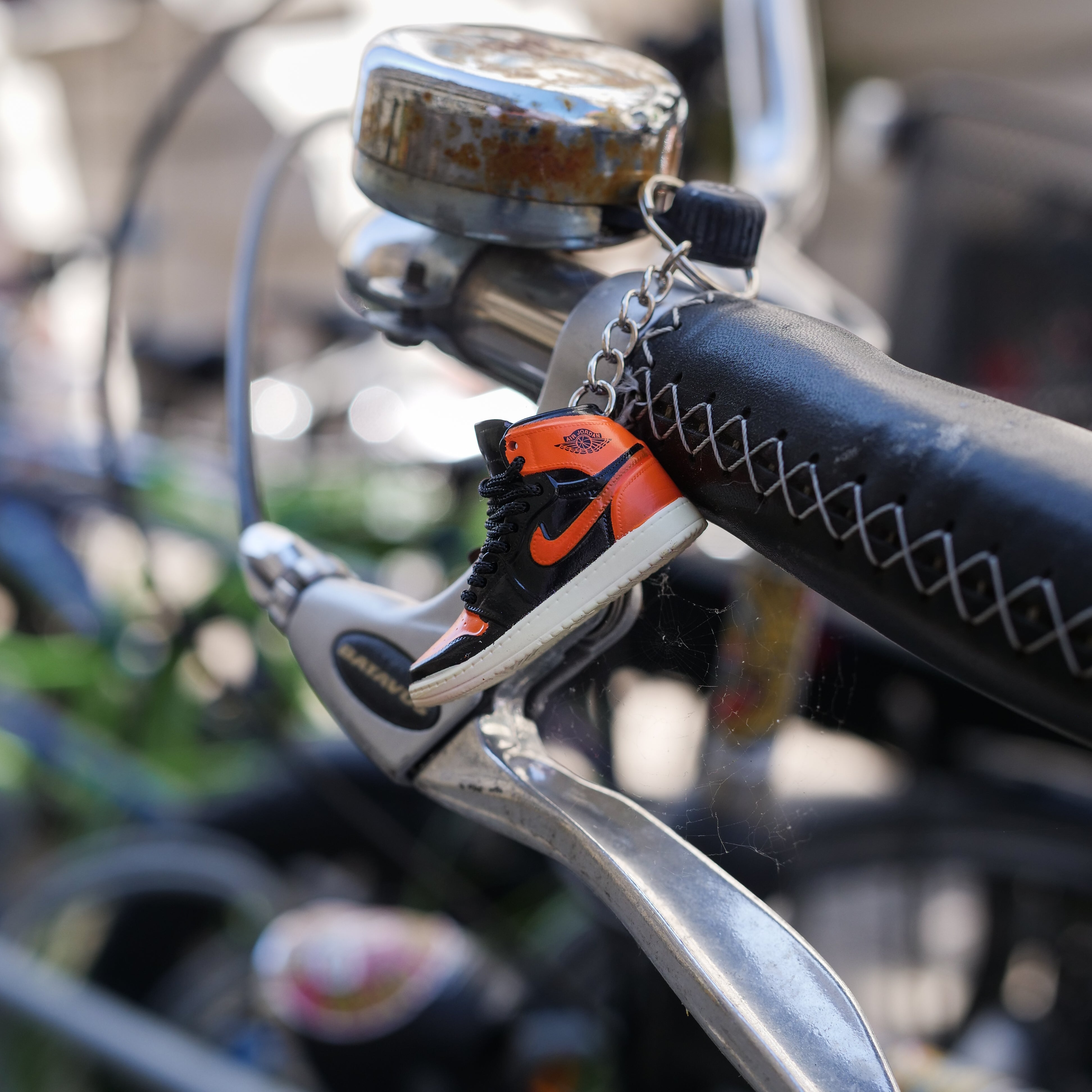 Sneaker Keychain - Nike Air Jordan 1 Shattered Backboard