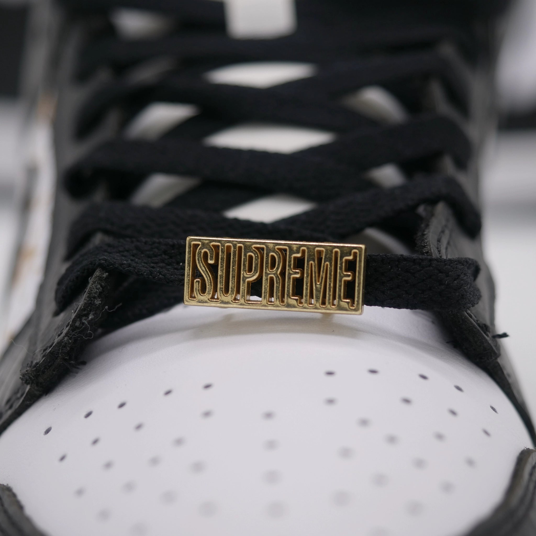 Nike SB Dunk Low x Supreme Stars Black - EU 44