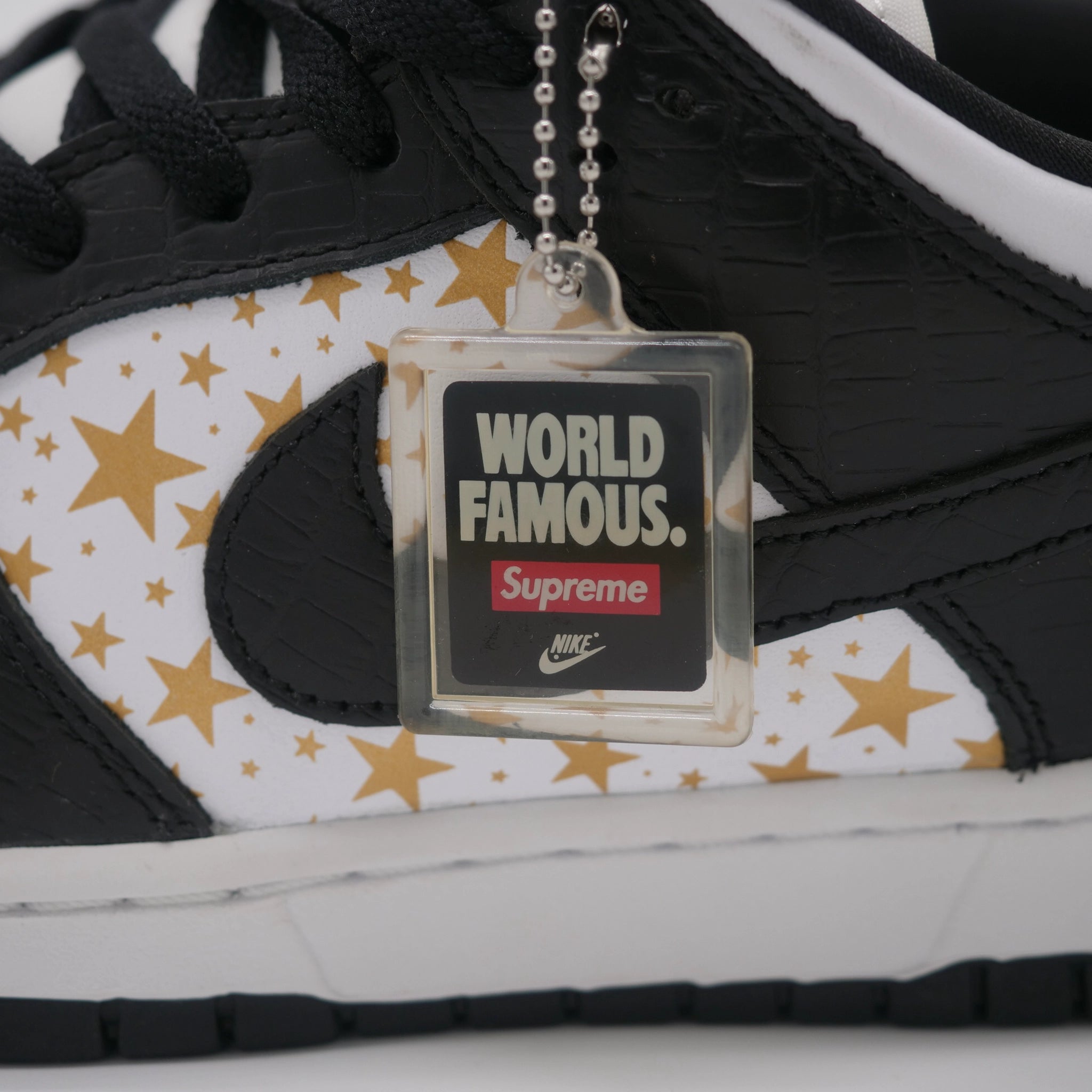 Nike SB Dunk Low x Supreme Stars Black - EU 44