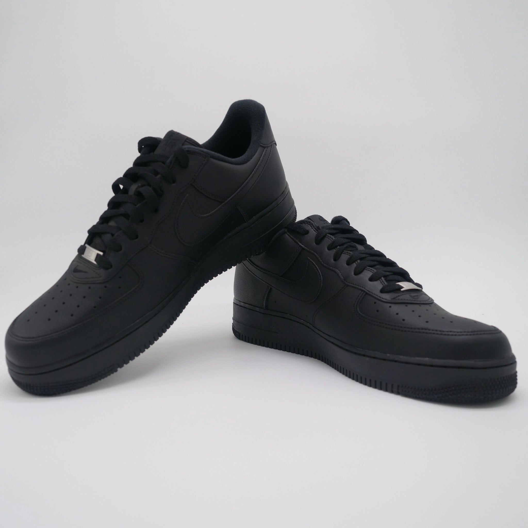 Nike Air Force 1 Low Supreme Black