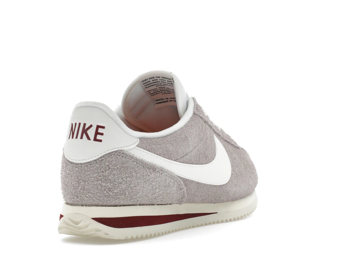 Nike Cortez SE Suede College Grey Dark Team Red Coconut Milk Sail - HF3142-001