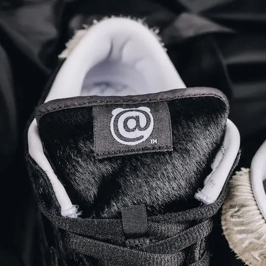 Nike SB Dunk Low BE@RBRICK Medicom Toy - CZ5127-001